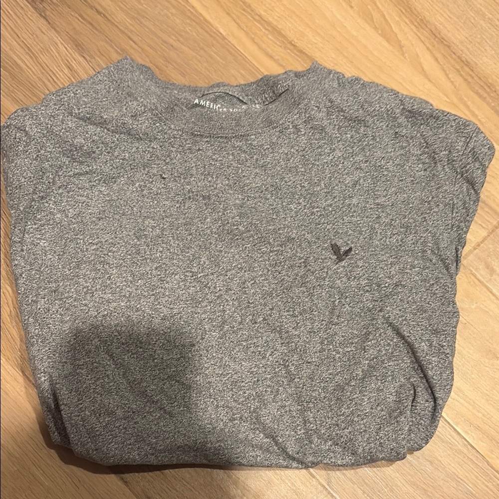 American Eagle Outfitters Heather Gray Tee